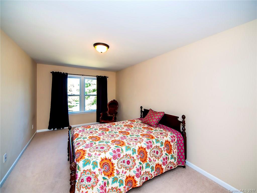 Pine Knoll - Residential