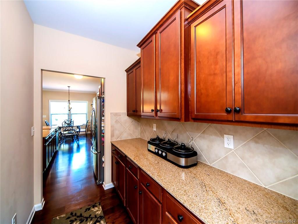 Pine Knoll - Residential