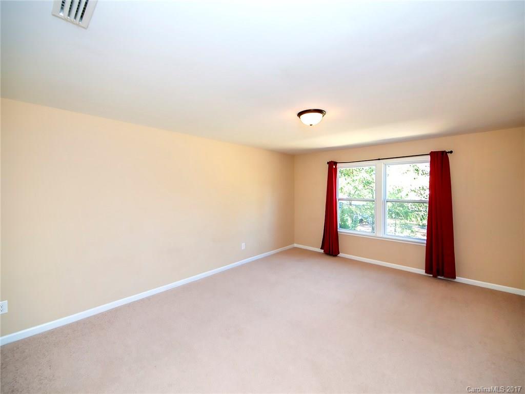 Pine Knoll - Residential