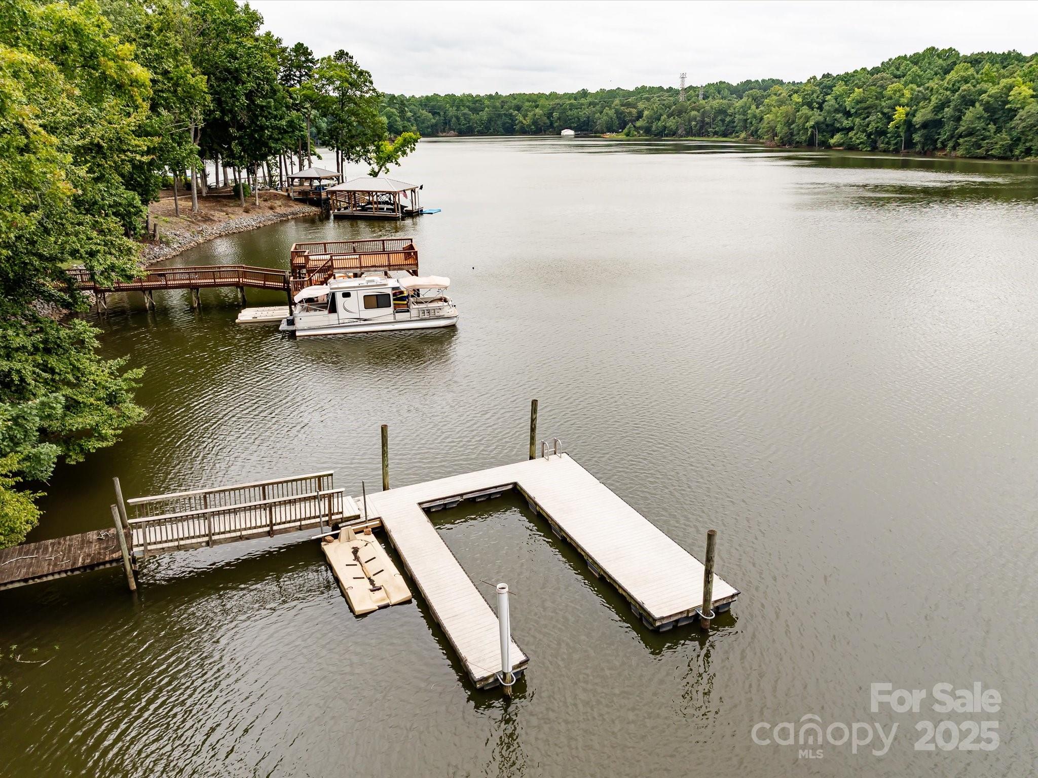 Mountain Point - Residential