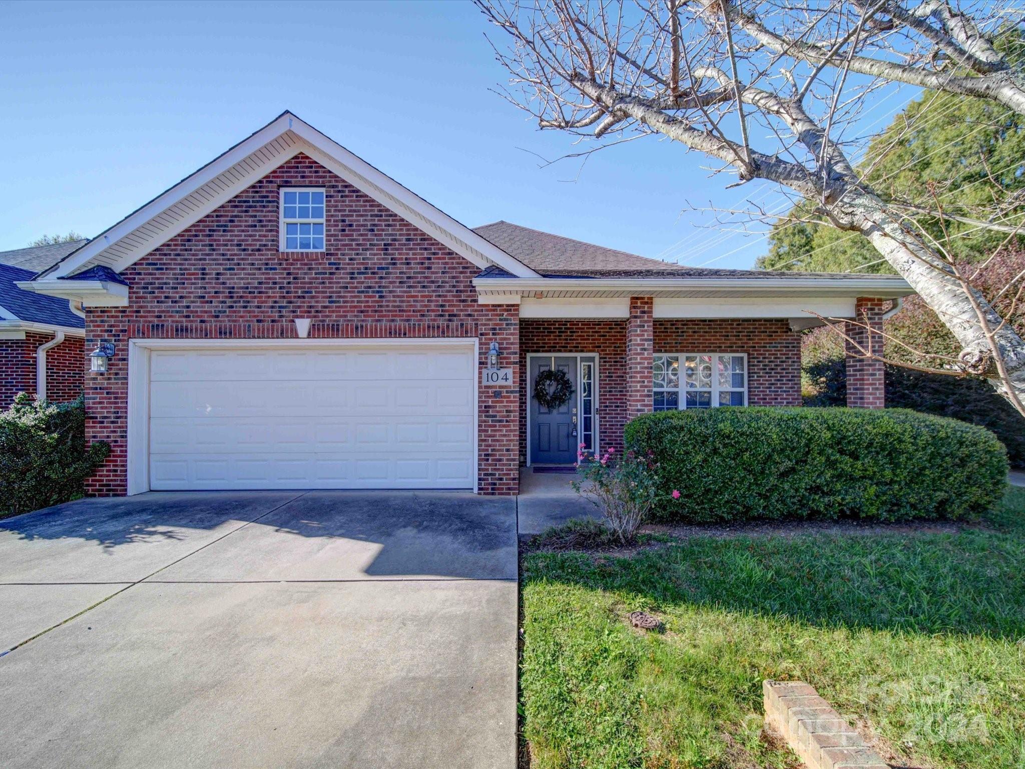 104 Aberdeen Drive