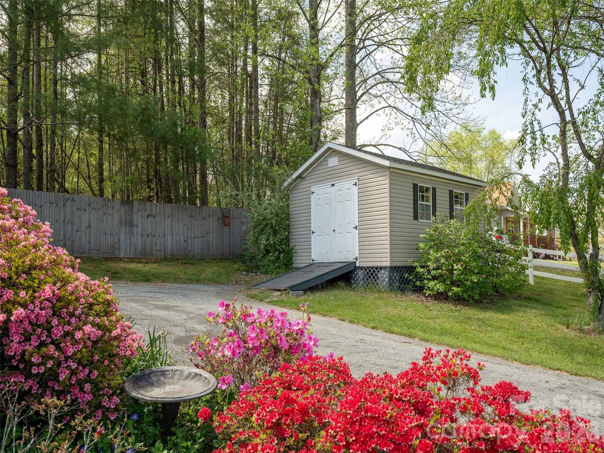 Pottery Terrace - Residential
