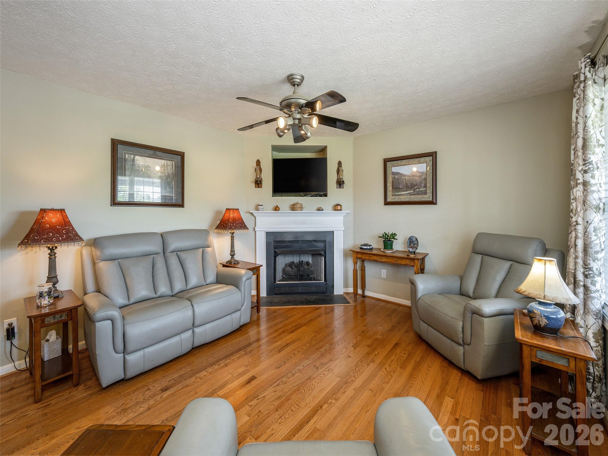 Pottery Terrace - Residential