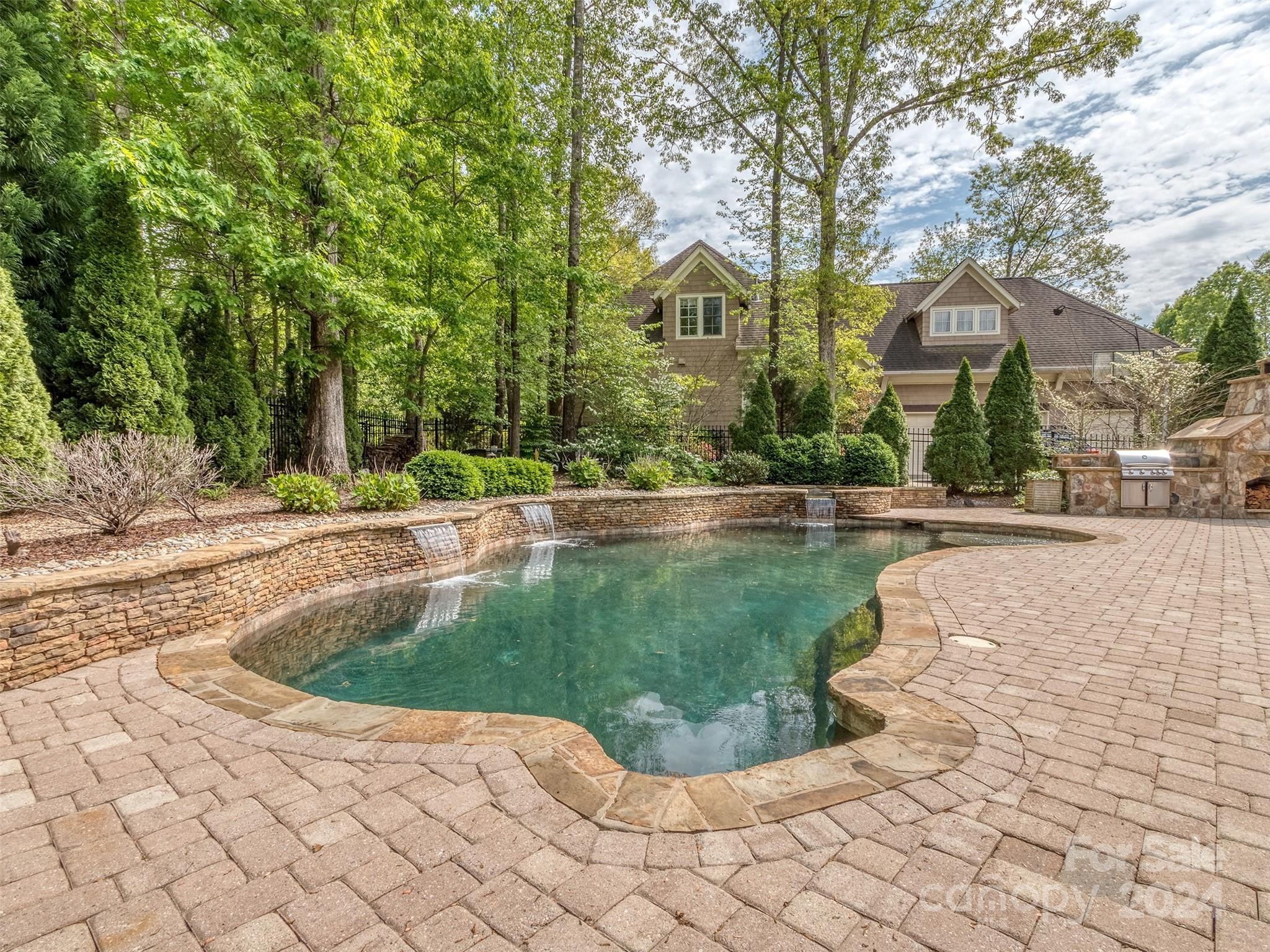 The Forest - Residential