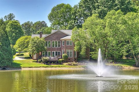 Photo of 127 Summermore Drive, Charlotte, NC 28270 (MLS # 4362205)