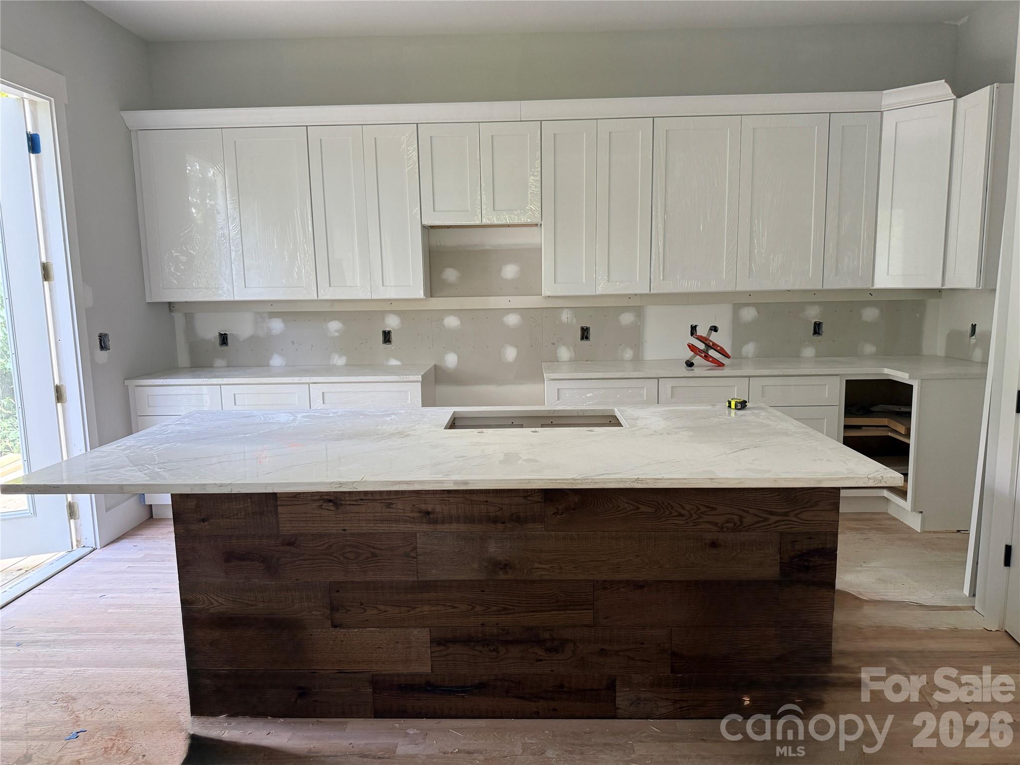 2334 Eagle Glen Court 9