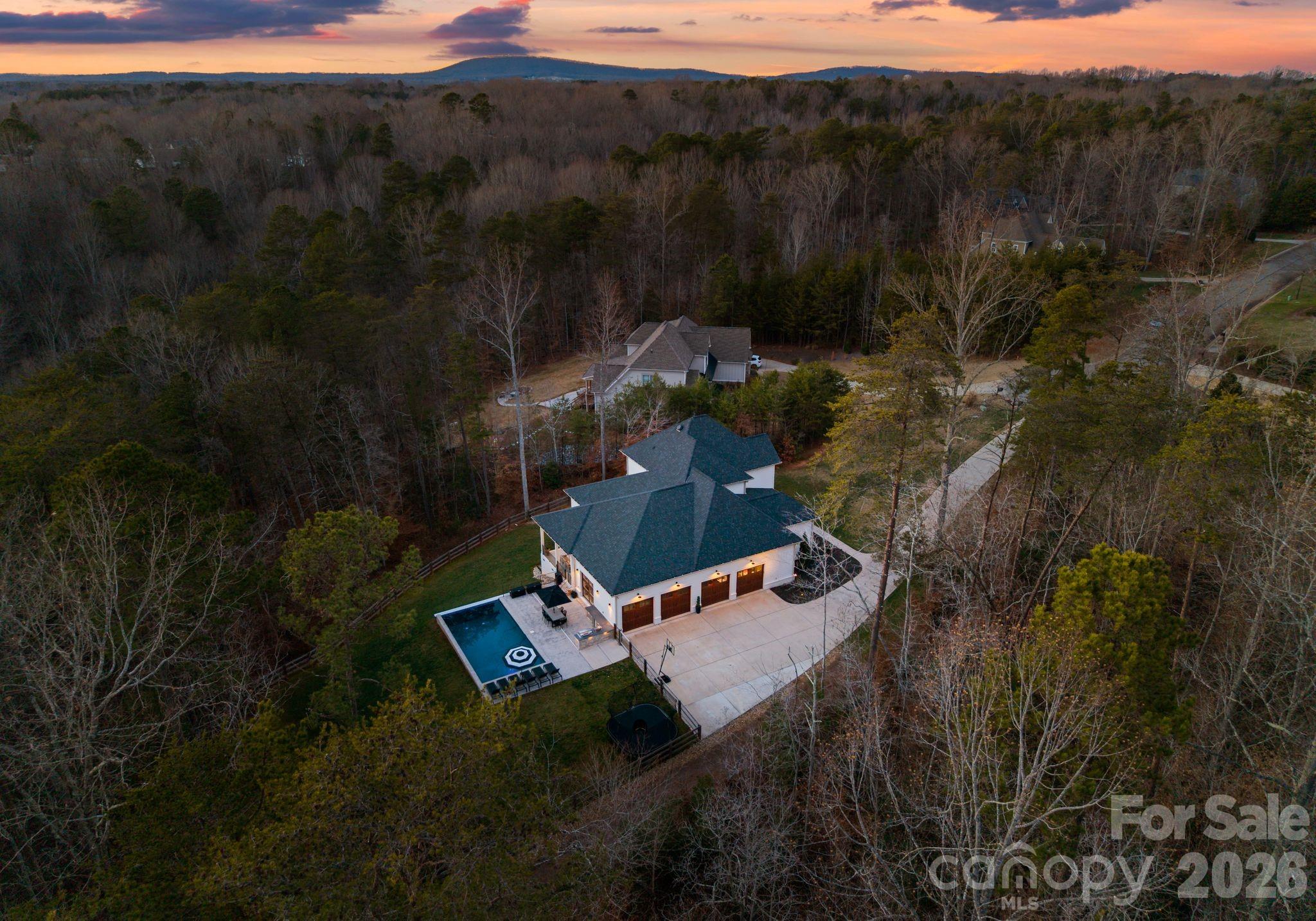 3107 James Plantation Drive