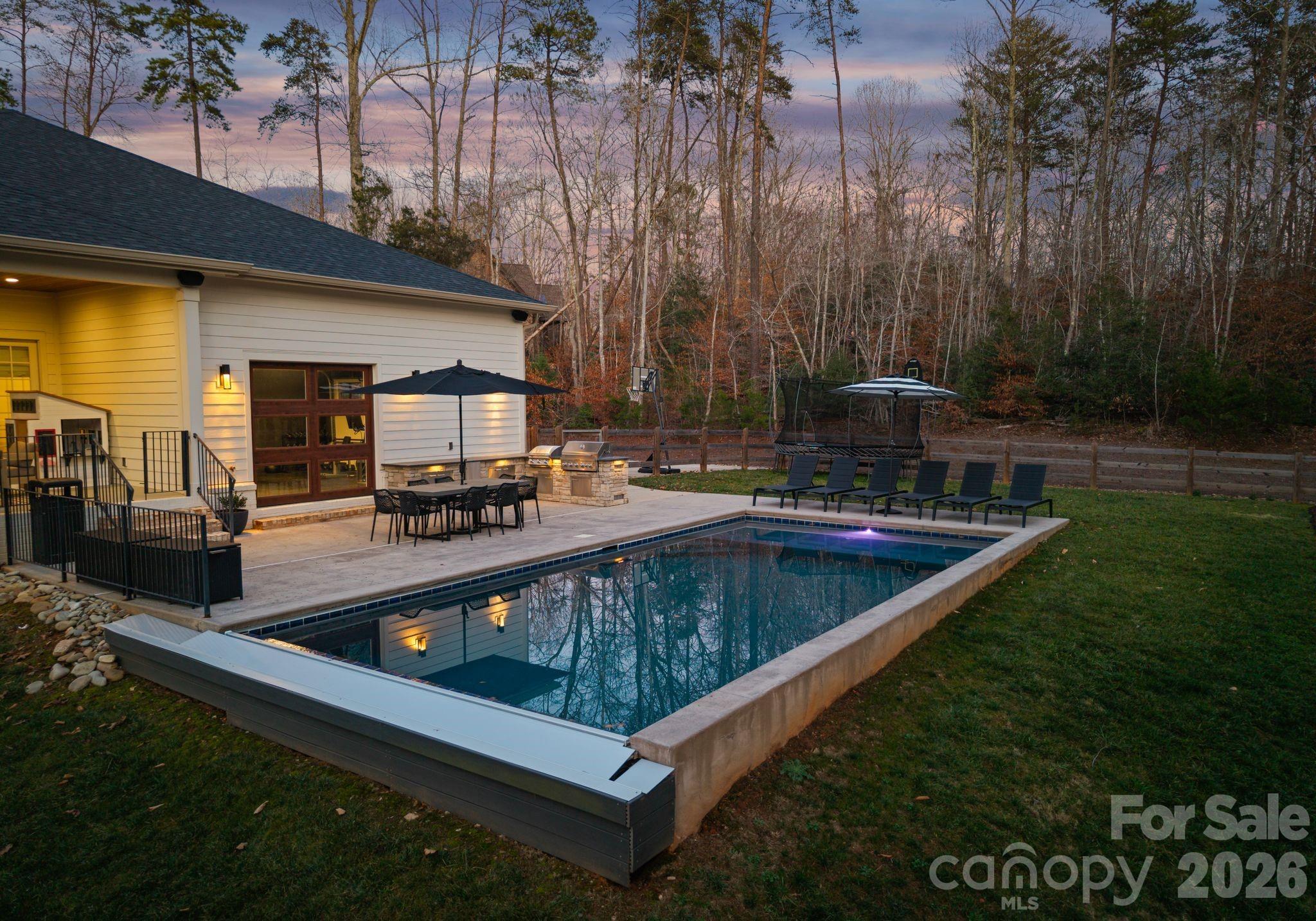 3107 James Plantation Drive