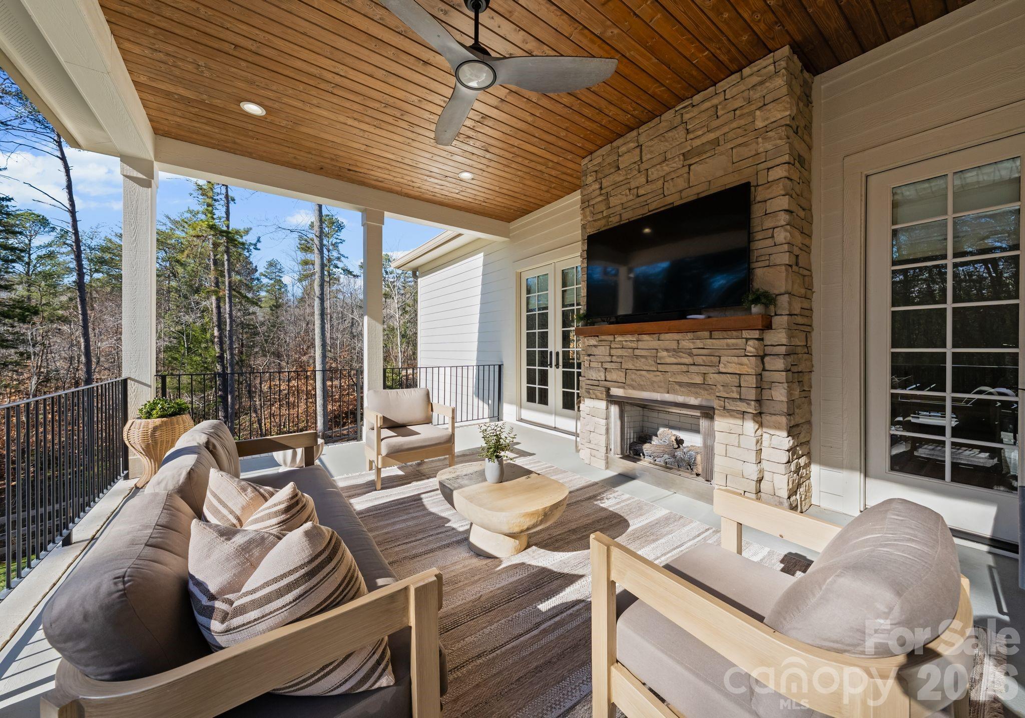 James Plantation - Residential