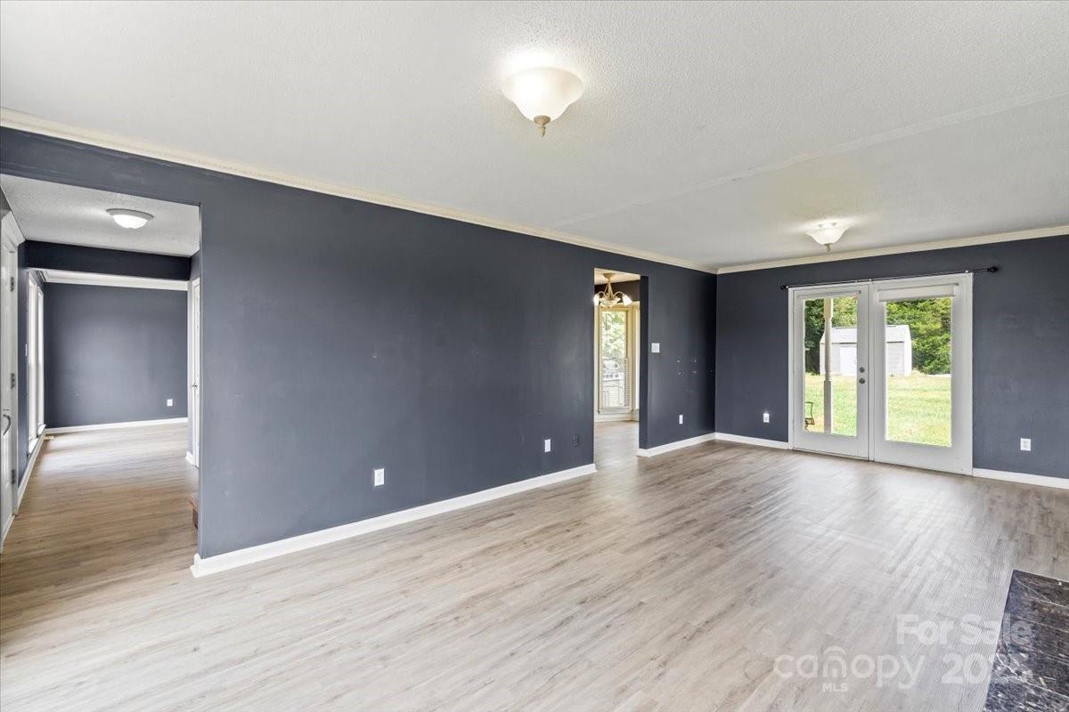 221 Pennington Road