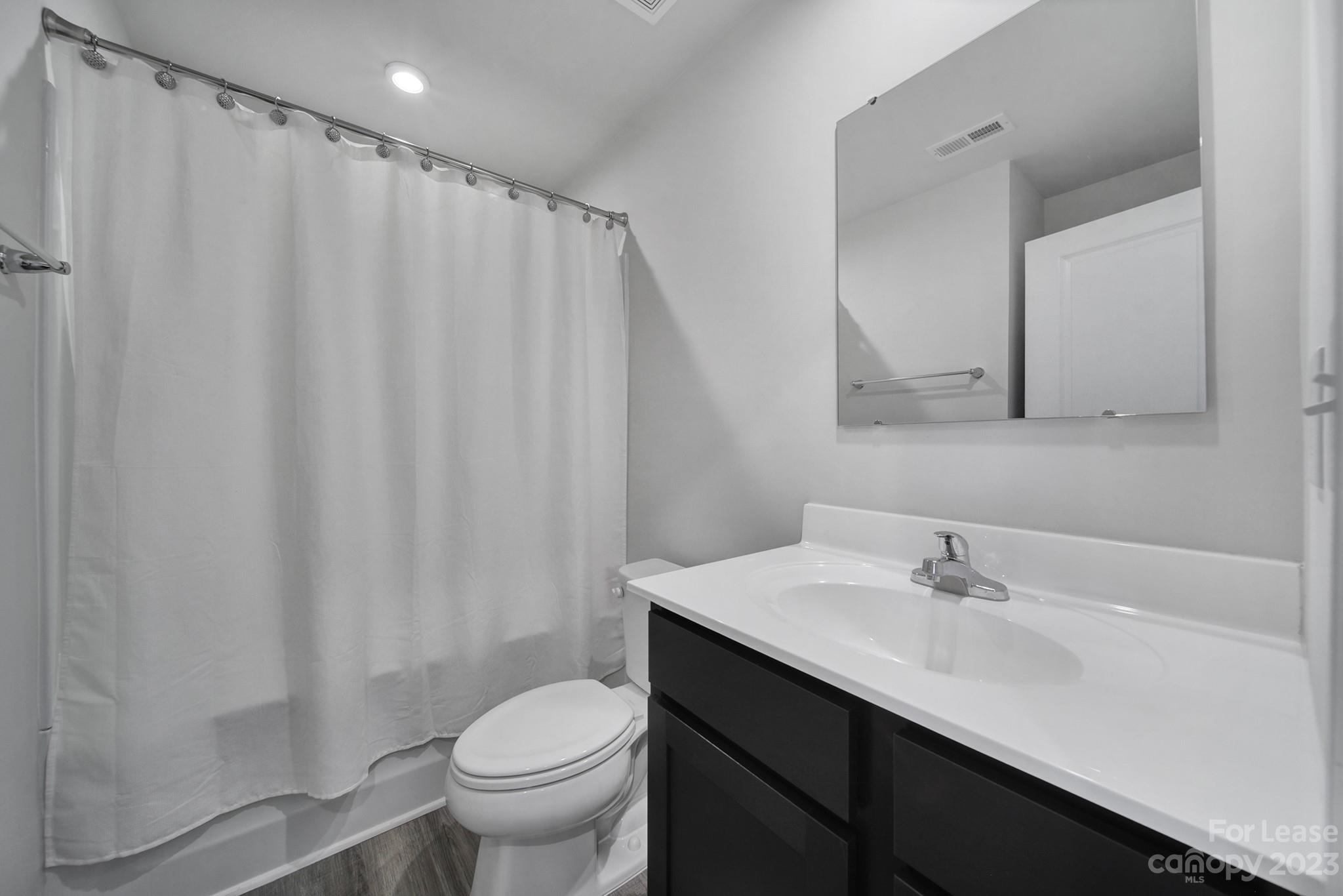 Dillon Lakes - Residential Lease