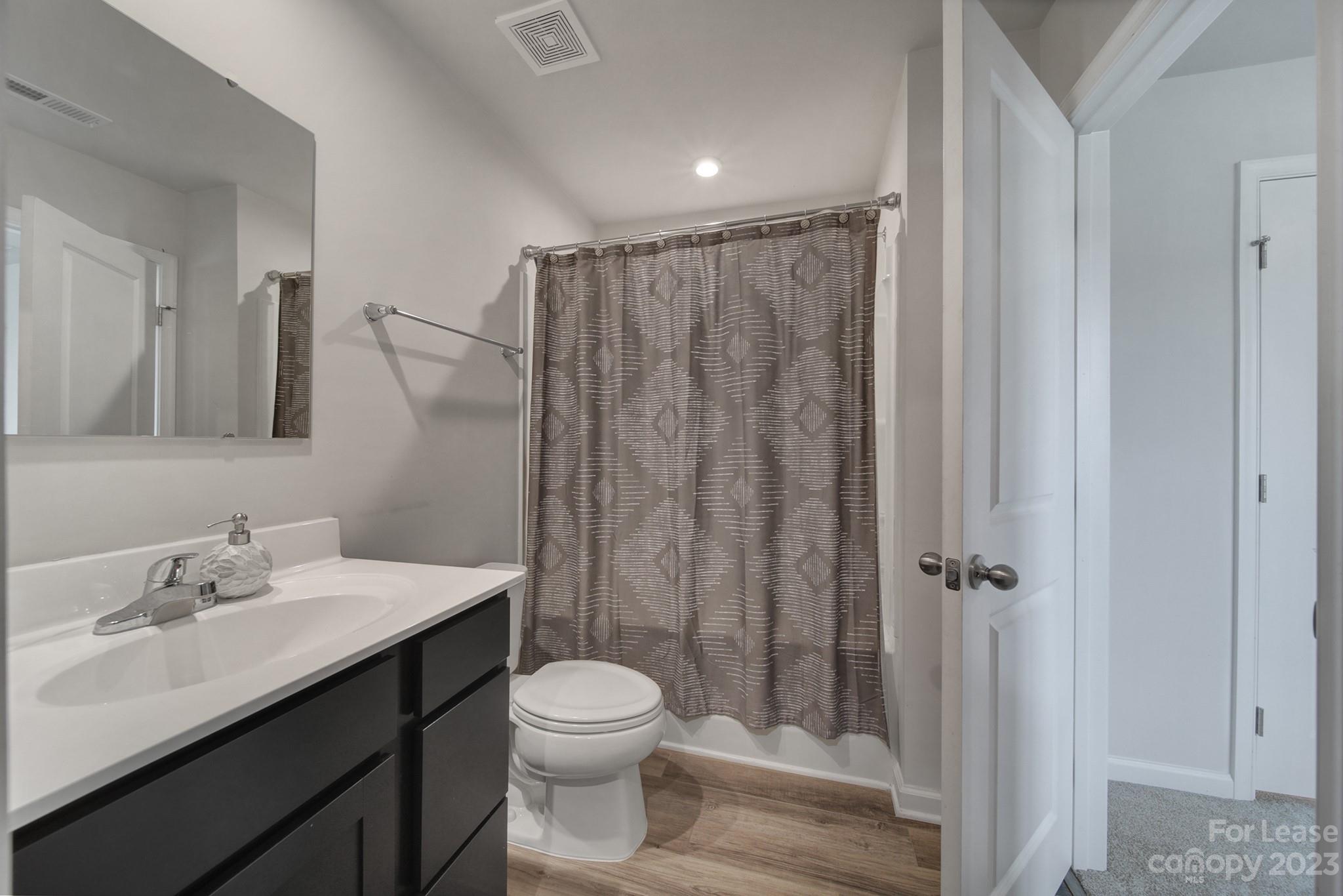 Dillon Lakes - Residential Lease