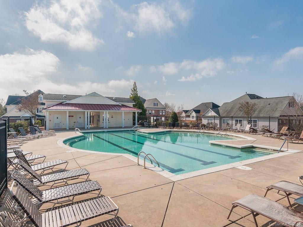 Riviera - Residential