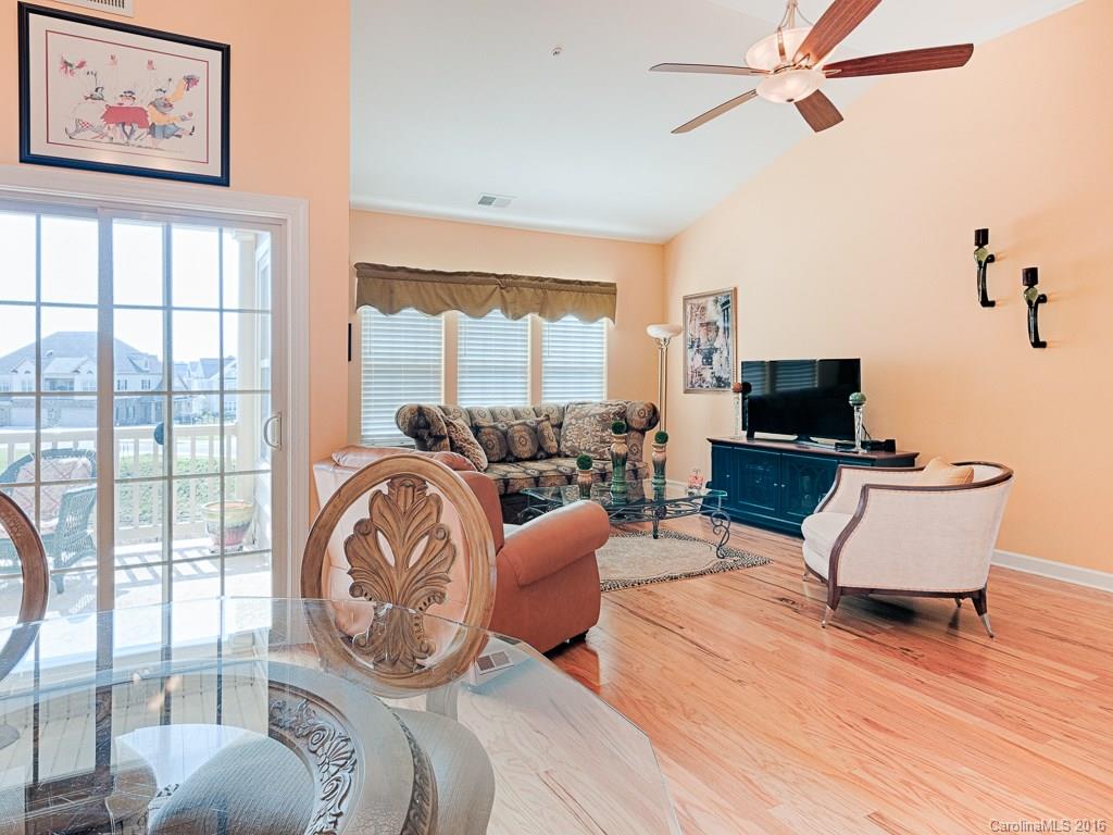 Riviera - Residential