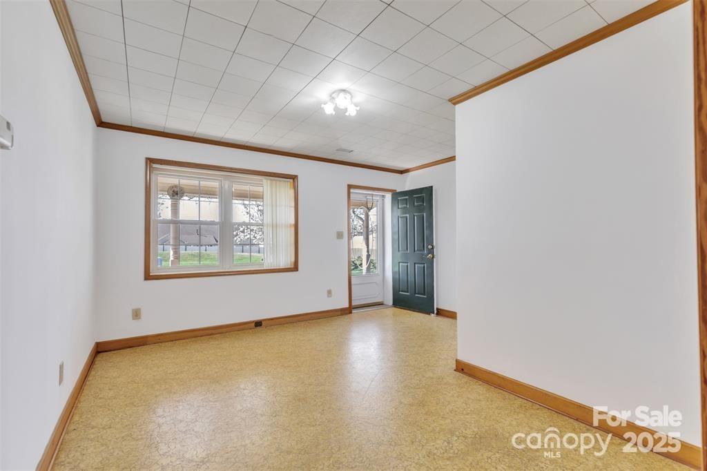 7484 Turkey Trot Drive