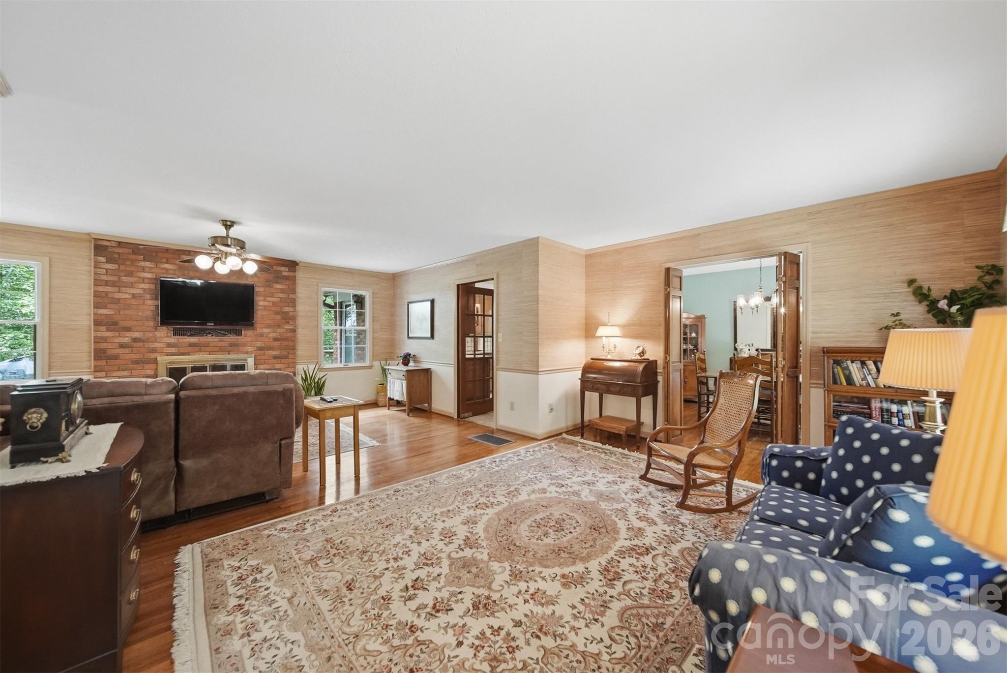 104 Laurelwood Drive