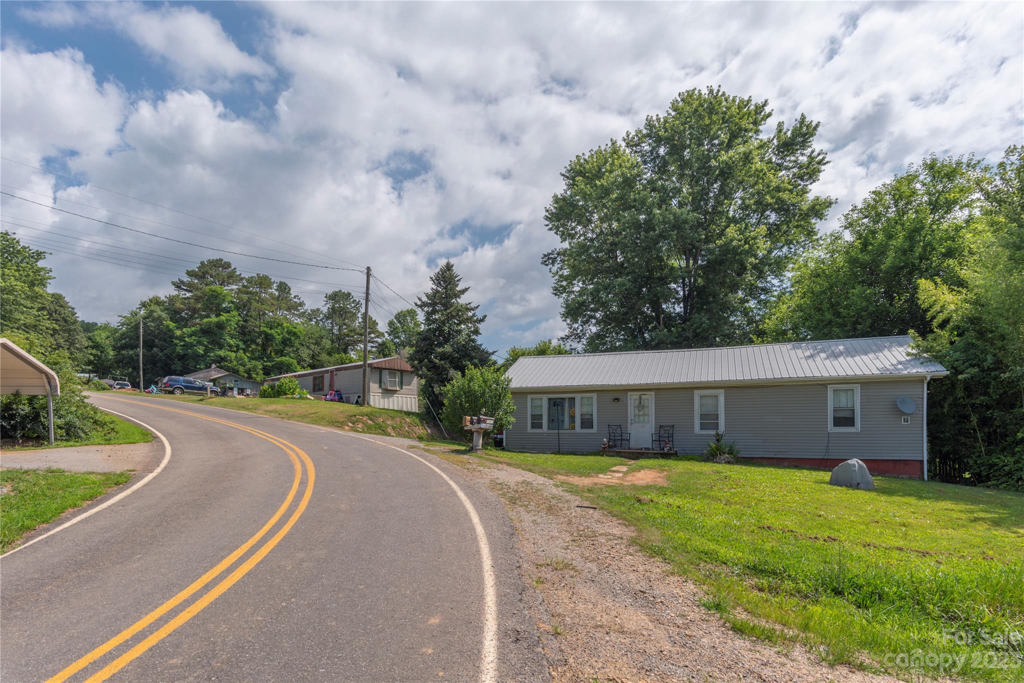 492, 518 and 524 Scruggs Circle