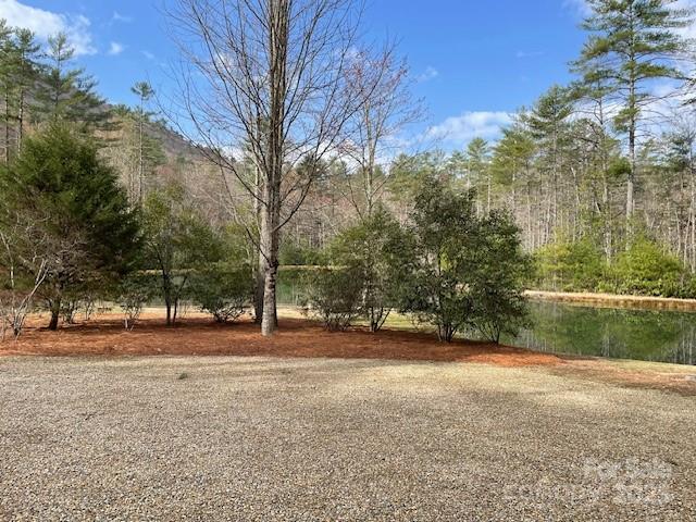 Round Mountain Falls - Land