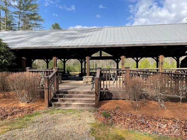 Round Mountain Falls - Land