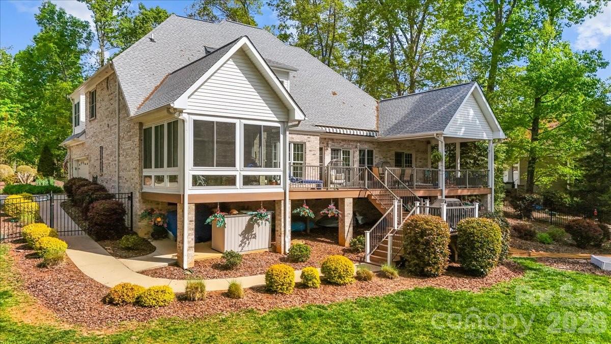 Stoney Point Harbor - Residential