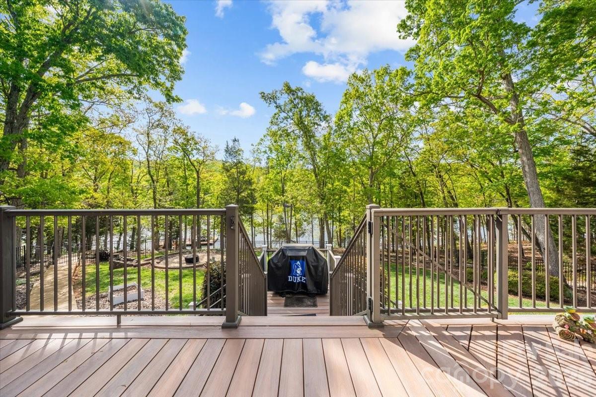 Stoney Point Harbor - Residential