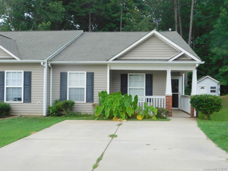 Well Maintained 3 Bed/2 Bath Townhome Conveniently Located to Shopping & Dining.  Open Split Bedroom Floor Plan w/Vaulted Ceiling in Great Rm and Arched Doorways.  Eat In Kitchen w/Pantry & Sliding Door to Patio.  Master has Private Master Bath.  Home Backs Up to the Woods & has a Storage Building.  Why Rent when you Could Own this Home for a Low Monthly Payment?  Great Investment for First Time Home Buyers or Investors.