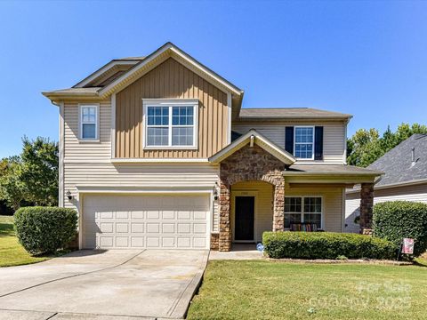 Photo of 1201 Mountain Laurel Court, Matthews, NC 28104 (MLS # 4304025)