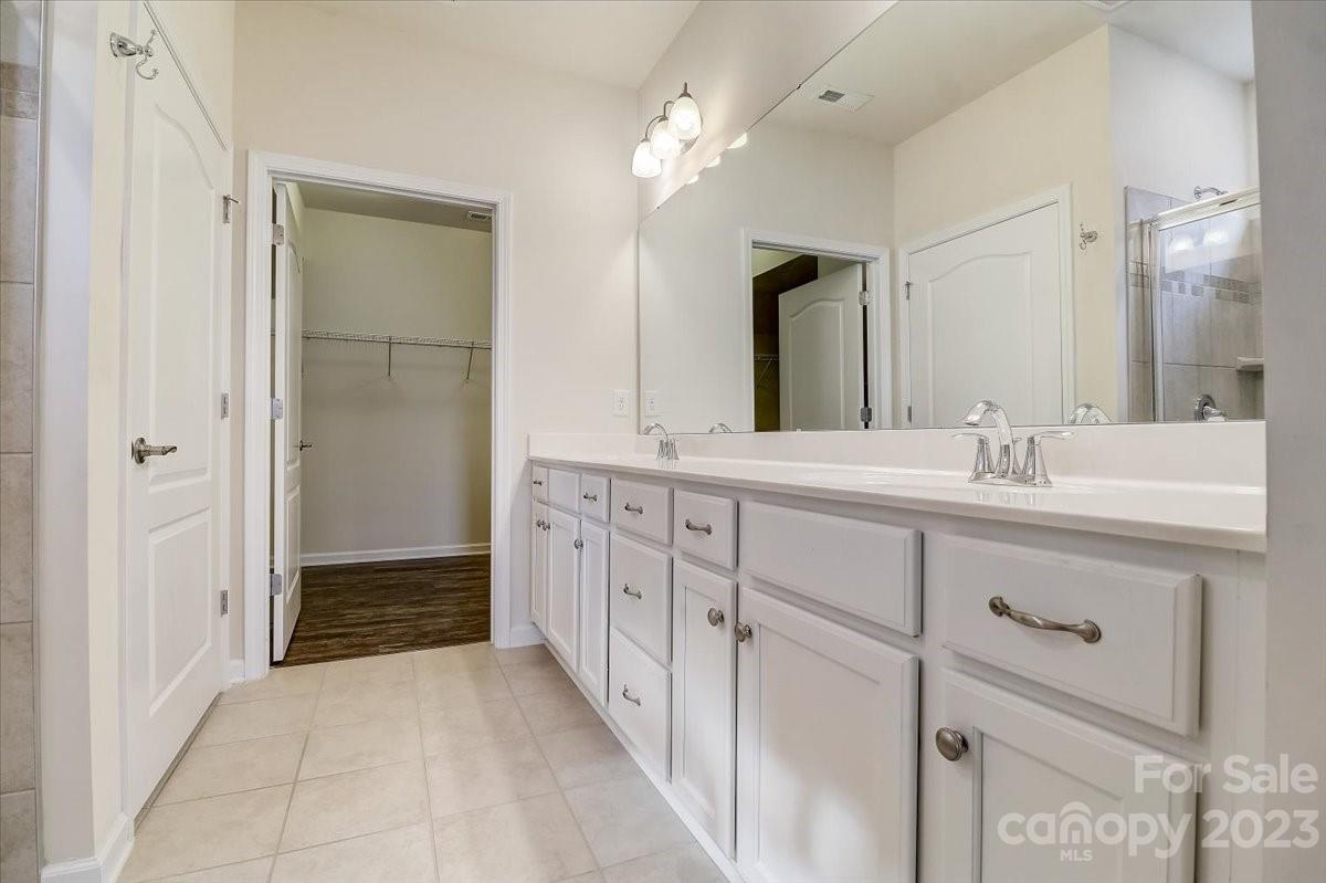 Tree Tops - Residential