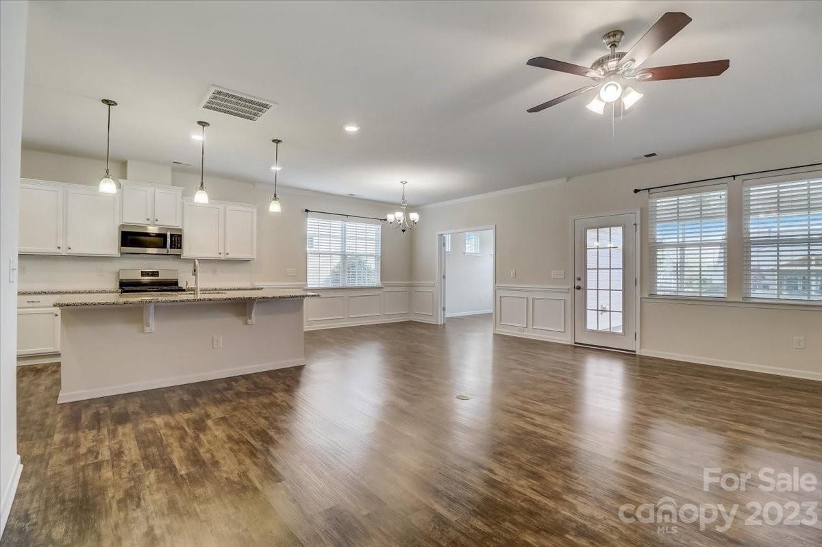 Tree Tops - Residential