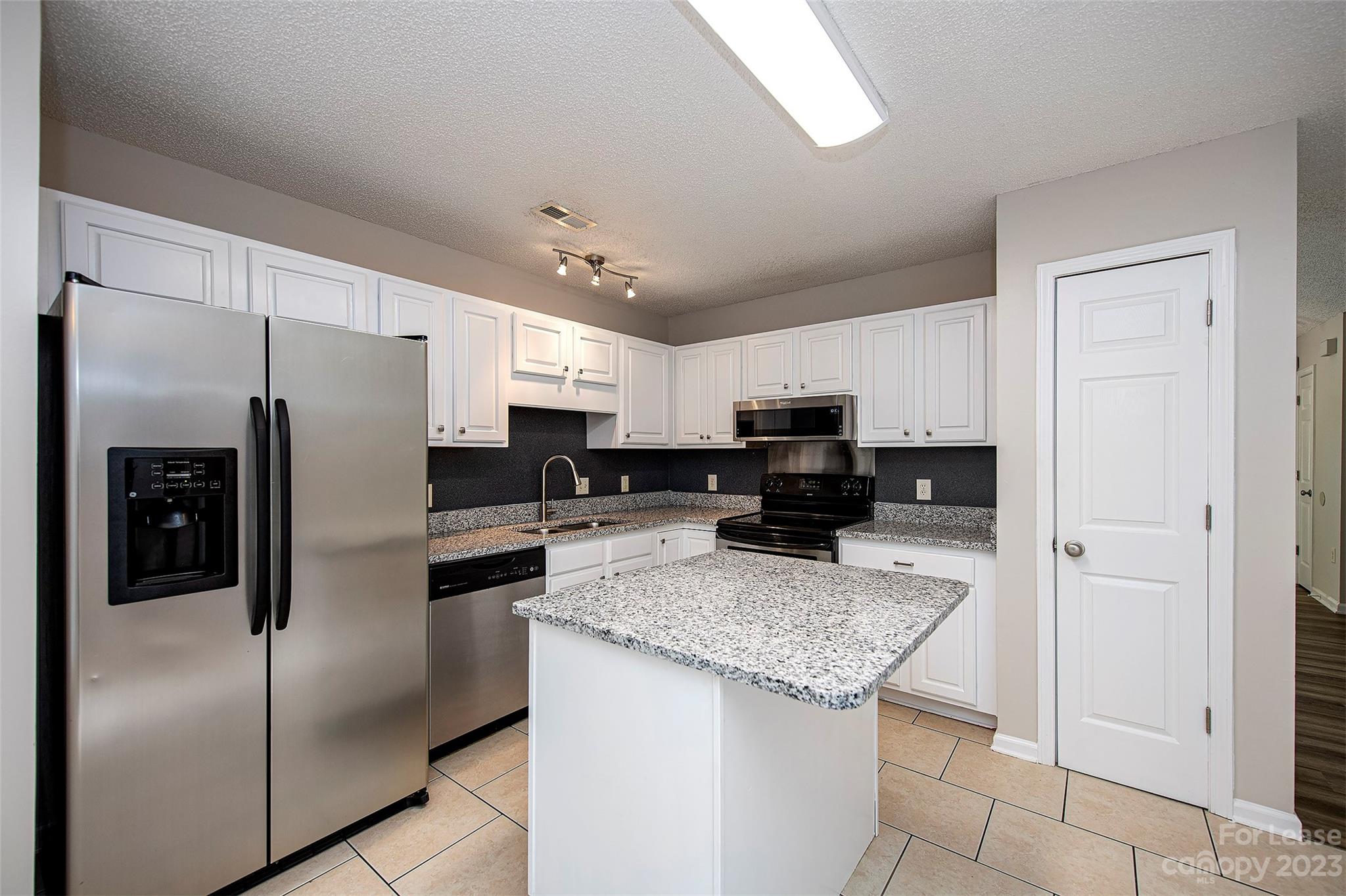 Oakdale Crossing - Residential Lease