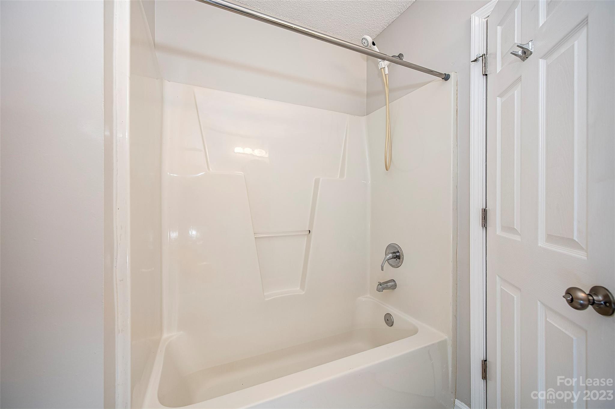 Oakdale Crossing - Residential Lease