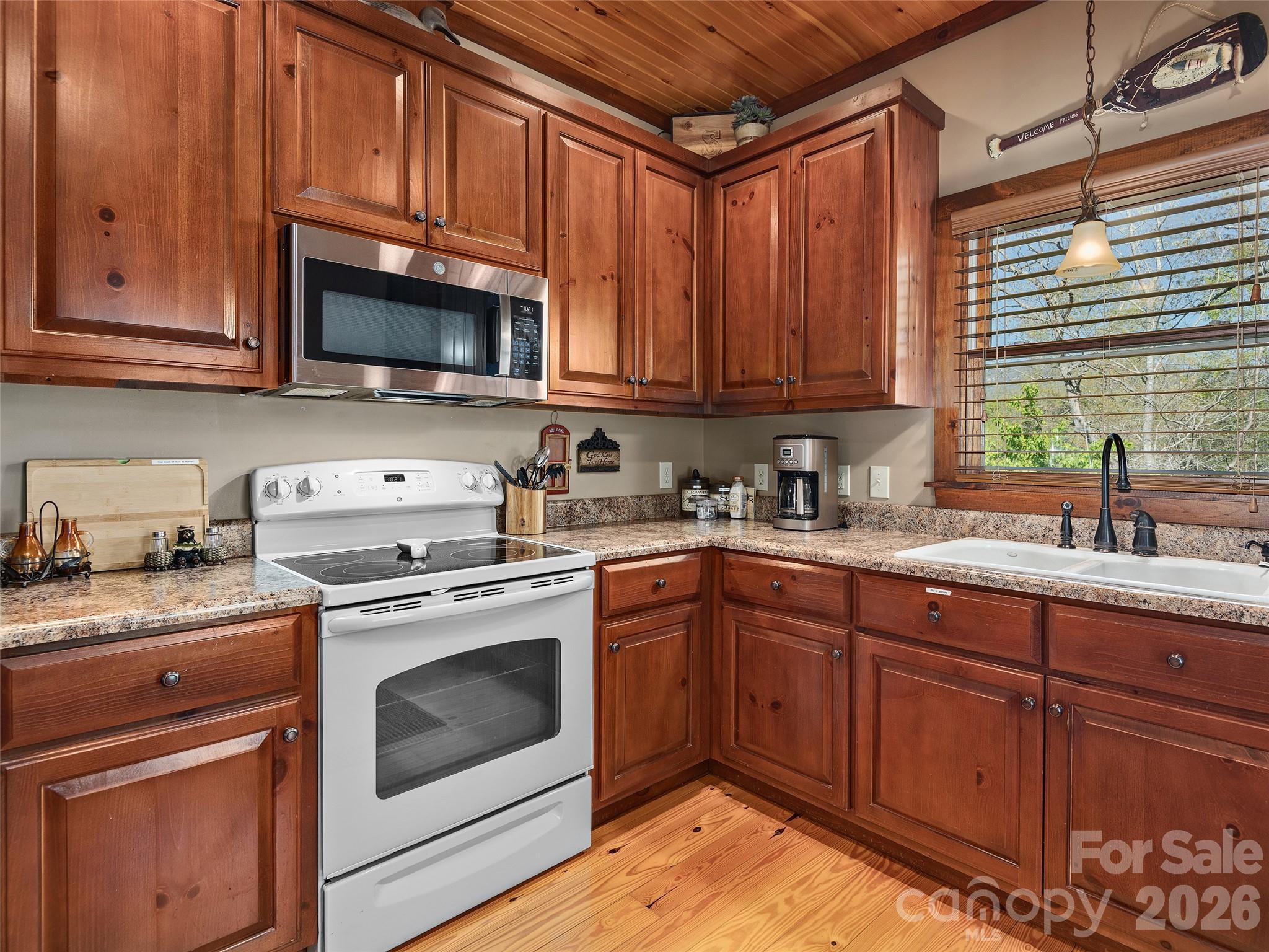 Lake Adger - Residential