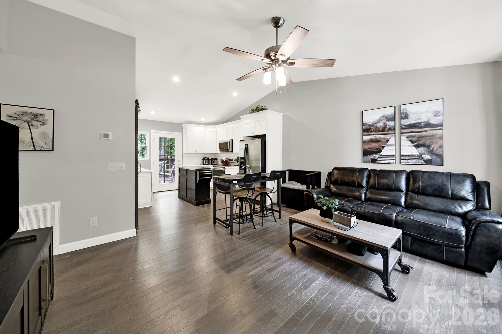 123 Greentree Drive