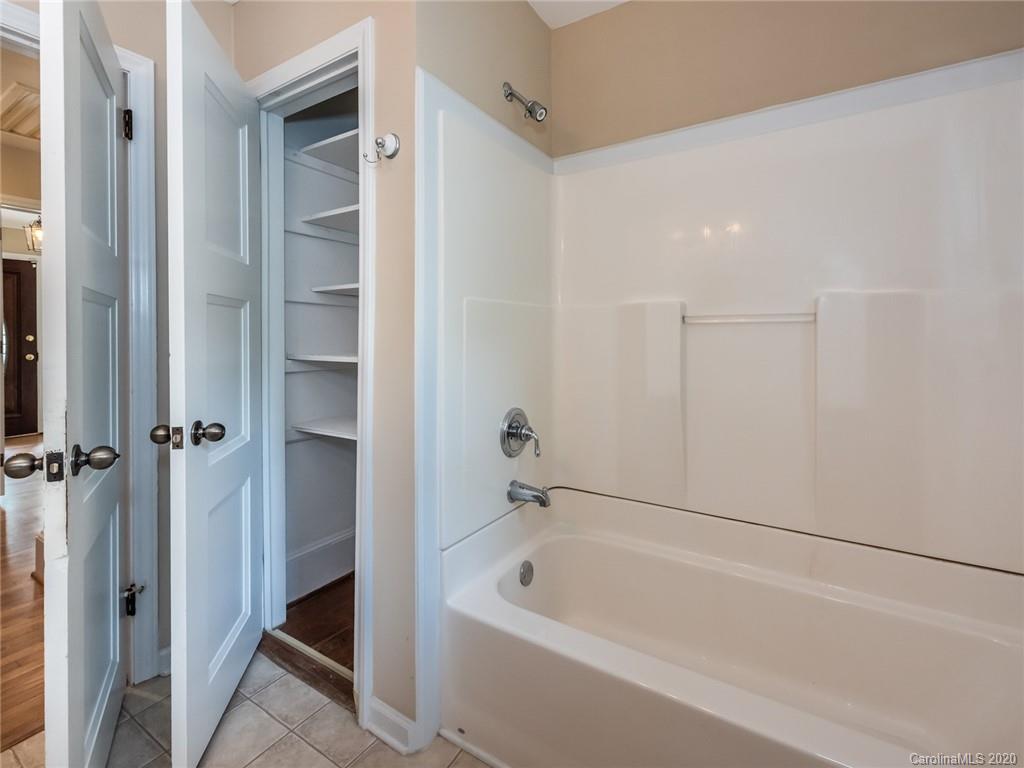 Cotswold - Residential Lease