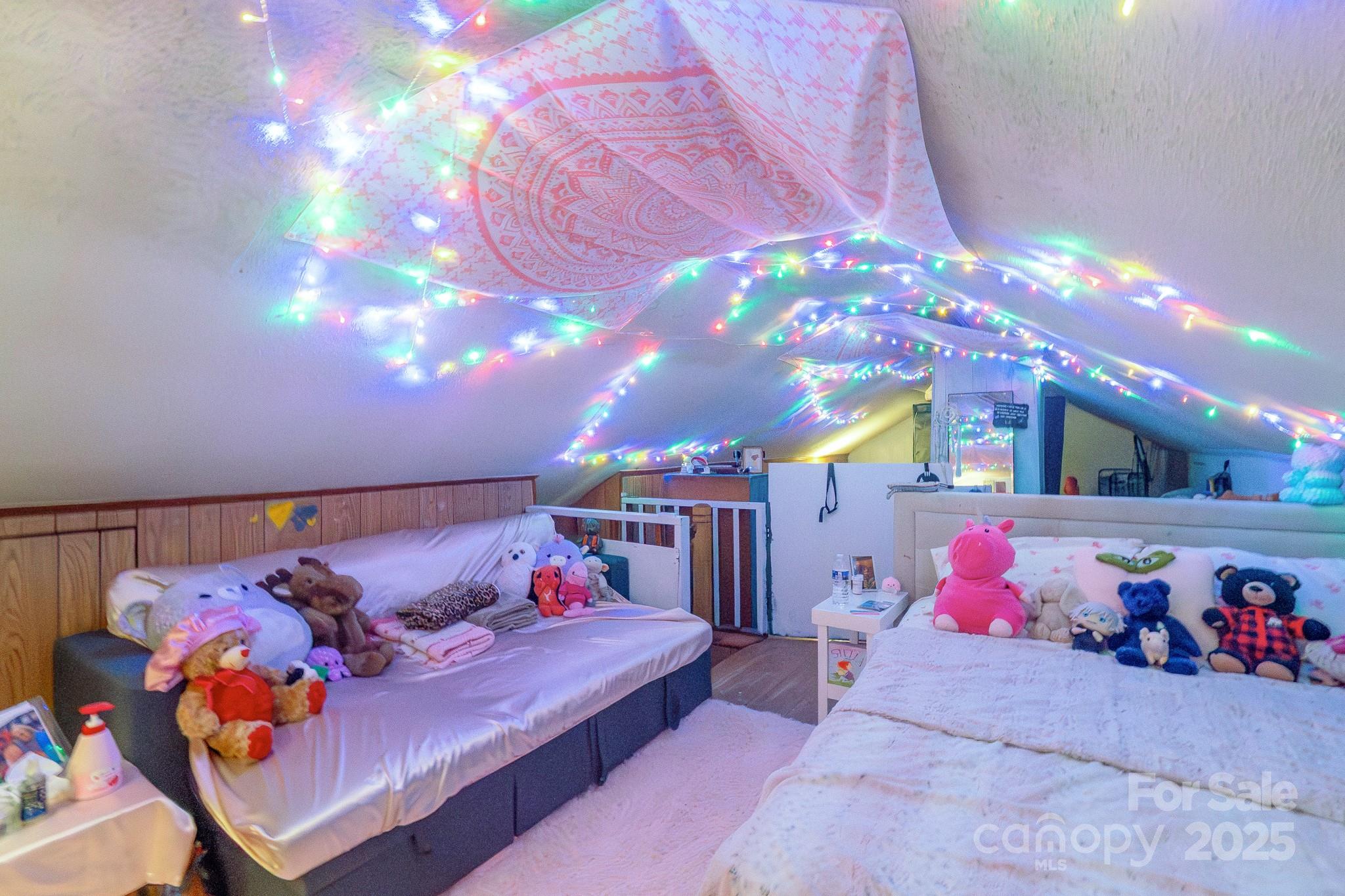 Woodmere - Residential