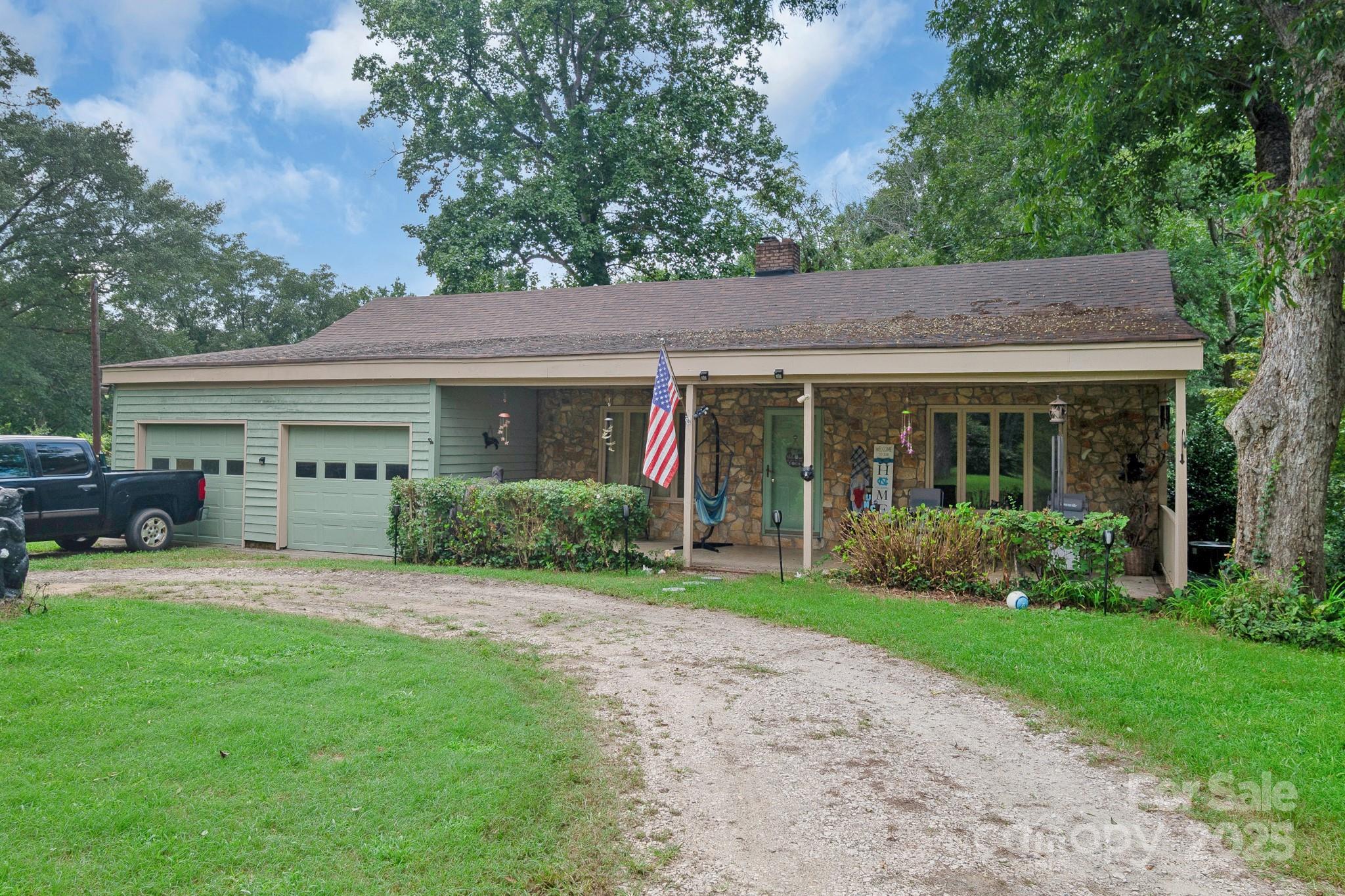 1262 Lawrence Road