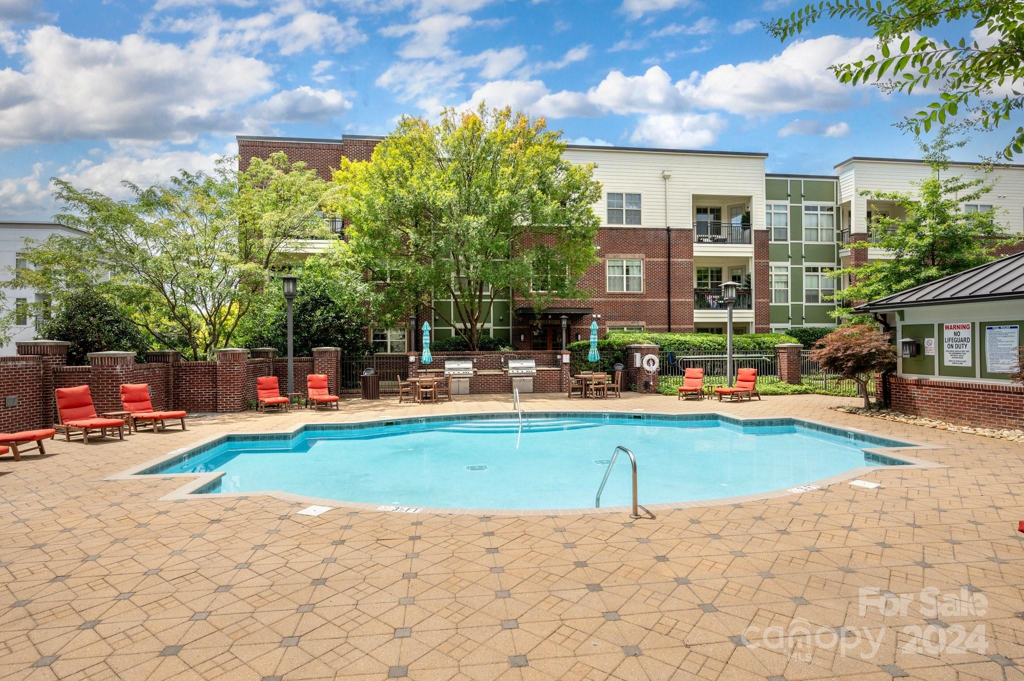 Biltmore Park Town Square - Residential