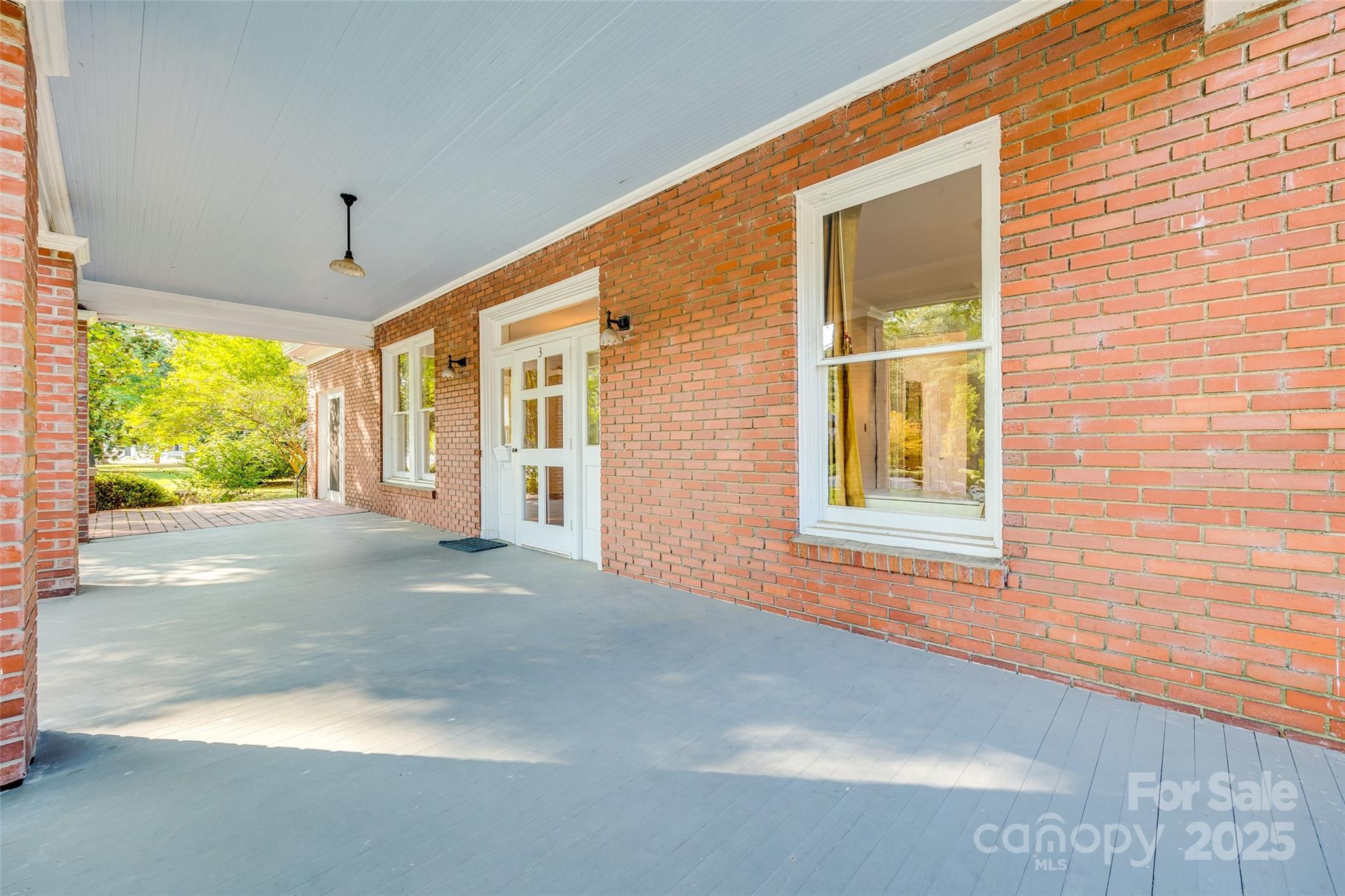 3 Kings Mountain Street