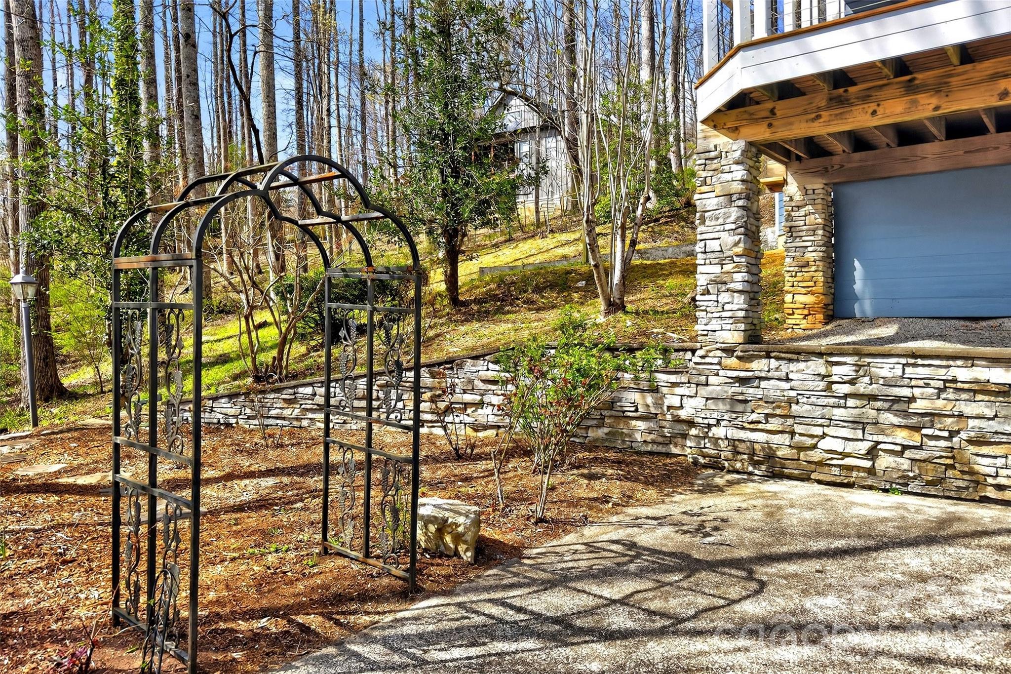 Linville Falls Mountain Club and Preserve - Residential