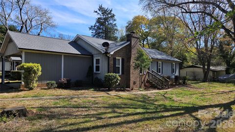 Photo of 1011 Robin Lane, Rock Hill, SC 29730 (MLS # 4362509)