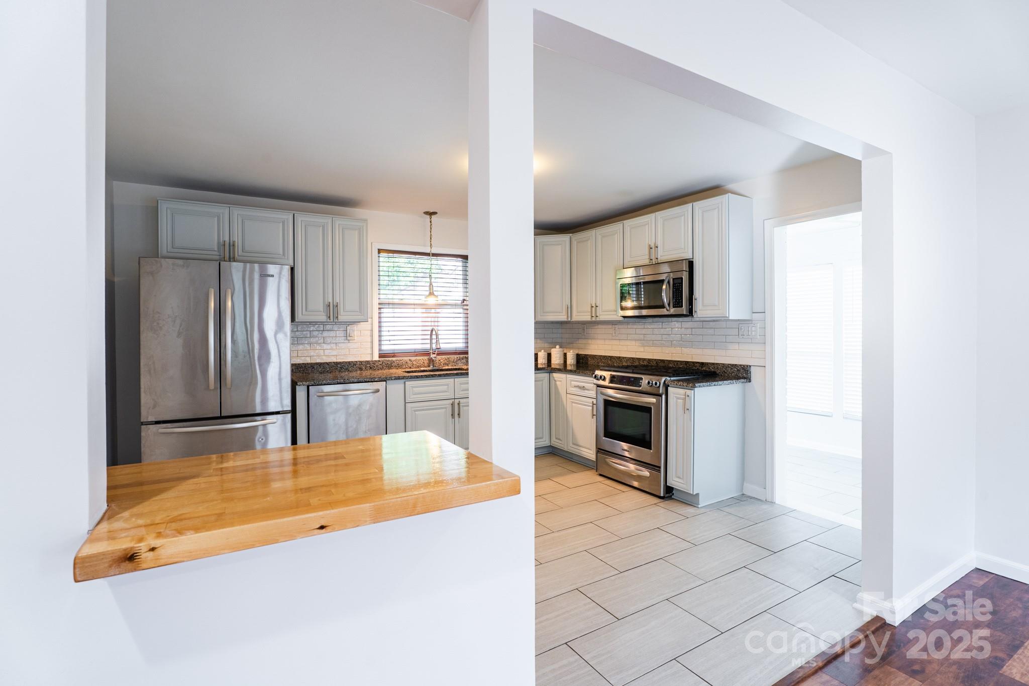 1621 Keeling Place