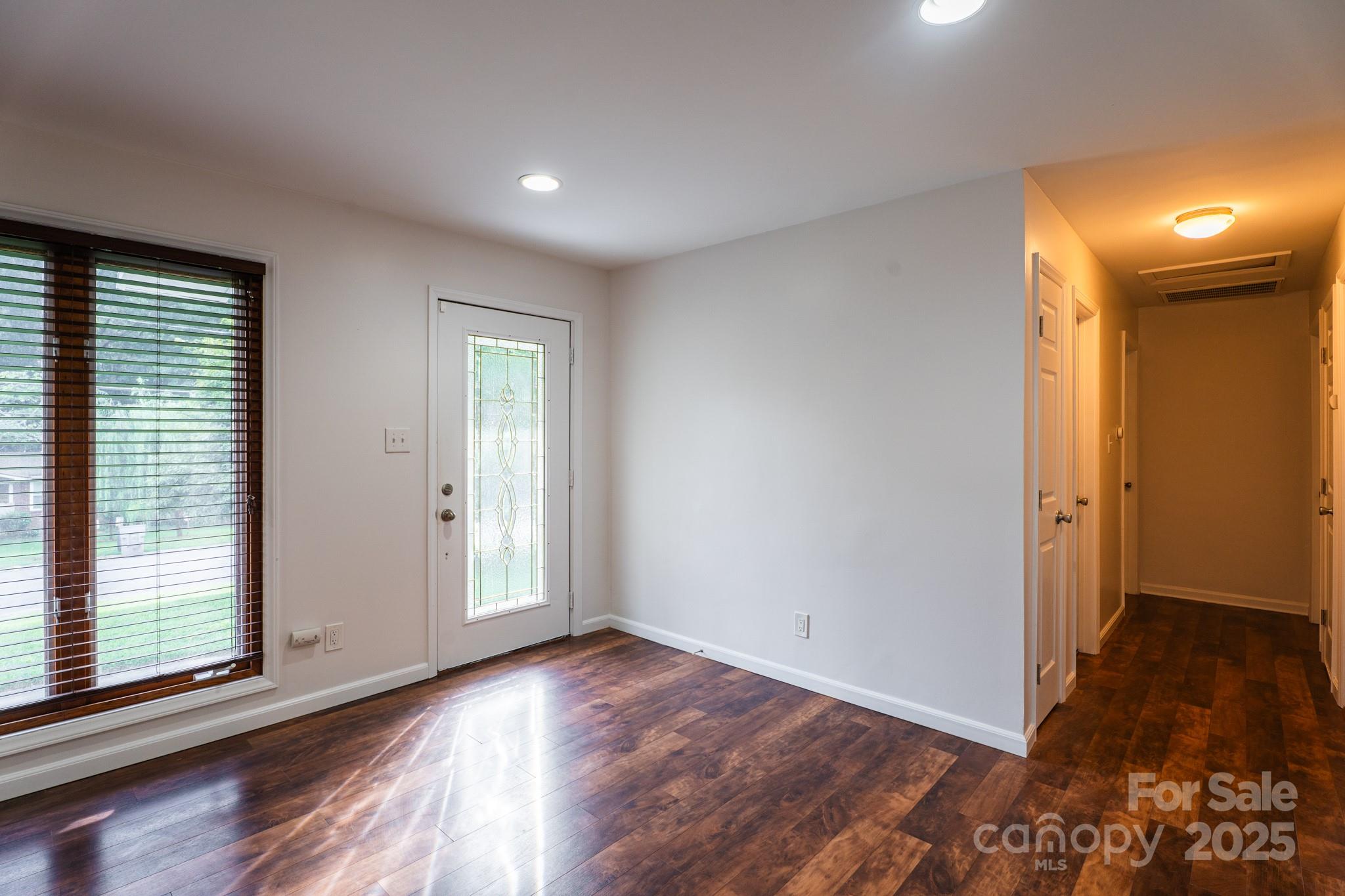 1621 Keeling Place