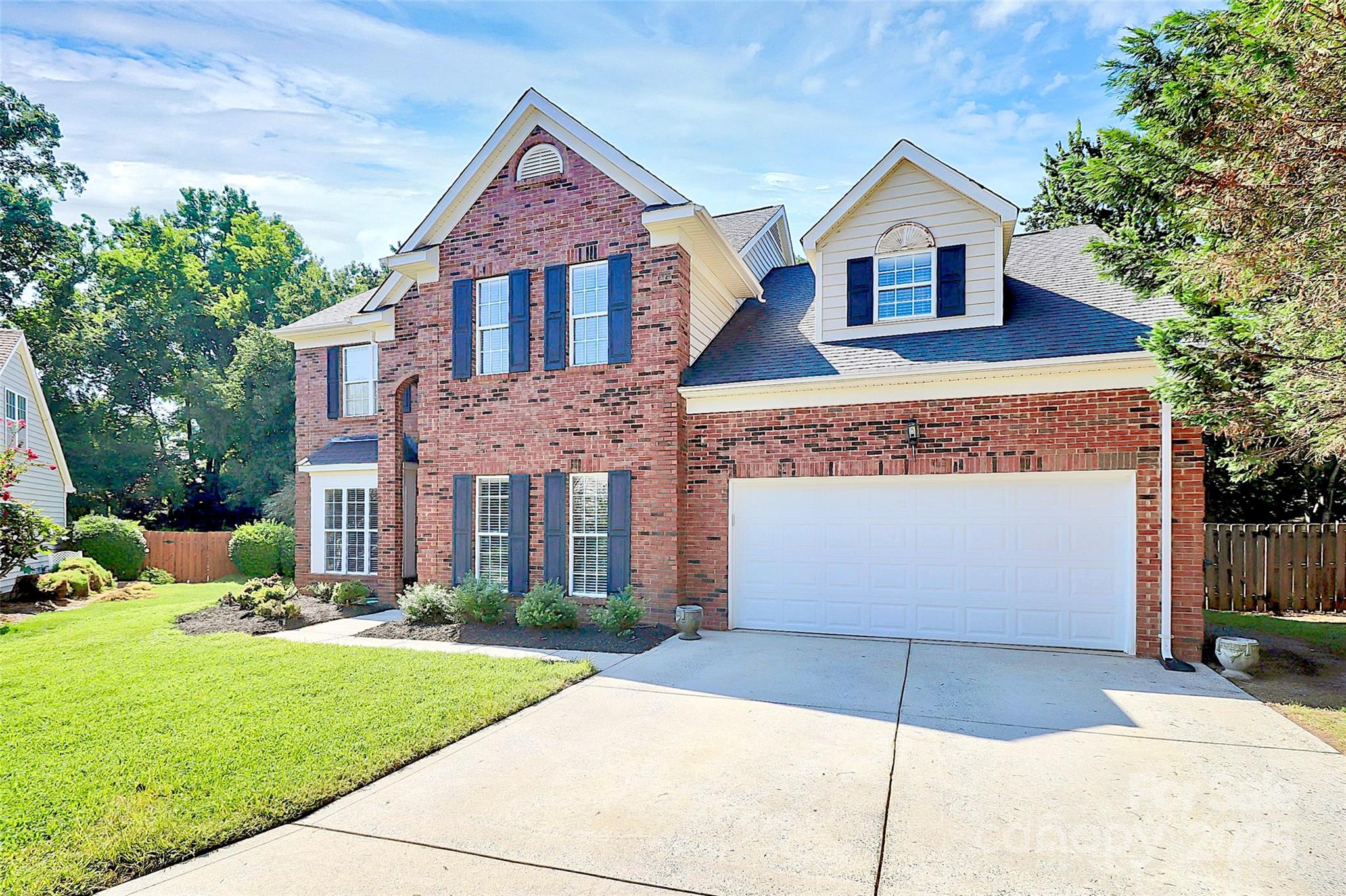 8808 Orchid Place