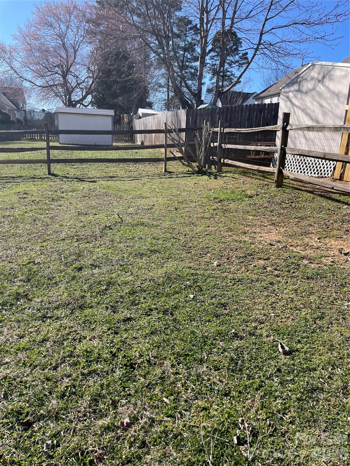 Tall Oaks - Residential