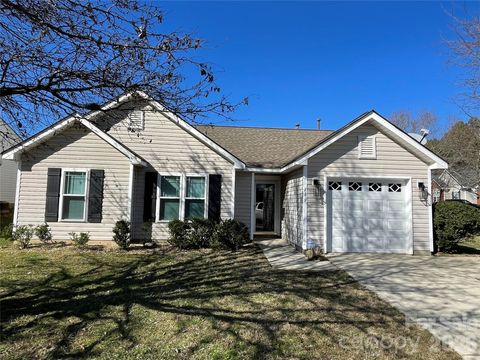 Photo of 183 Kristens Court Drive, Mooresville, NC 28115 (MLS # 4362990)