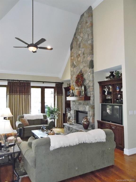 Joslin Pointe - Residential