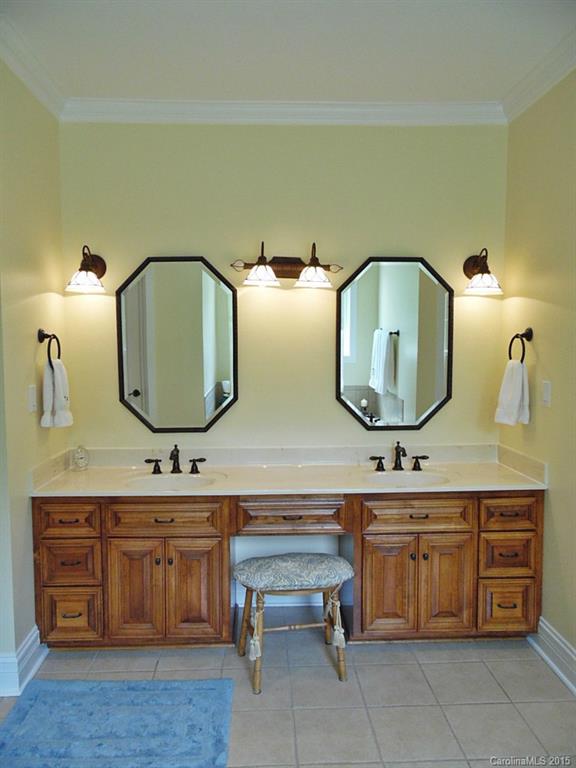 Joslin Pointe - Residential