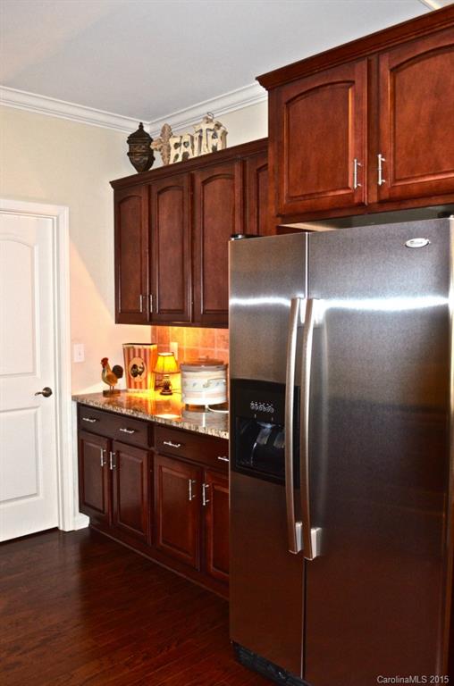 Fairington Oaks - Residential