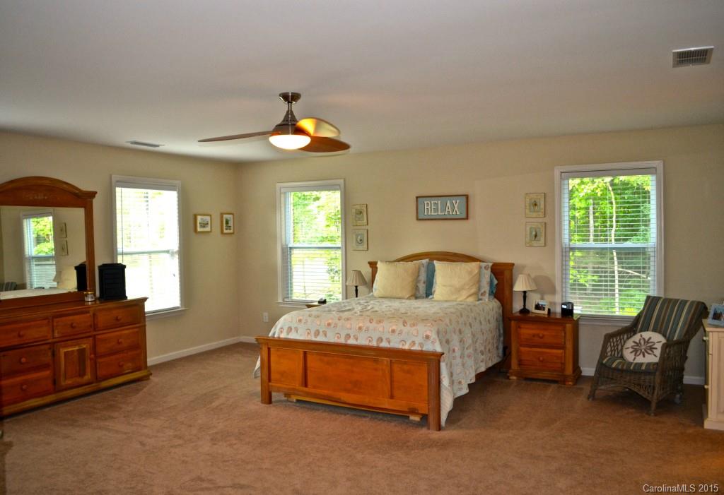 Fairington Oaks - Residential