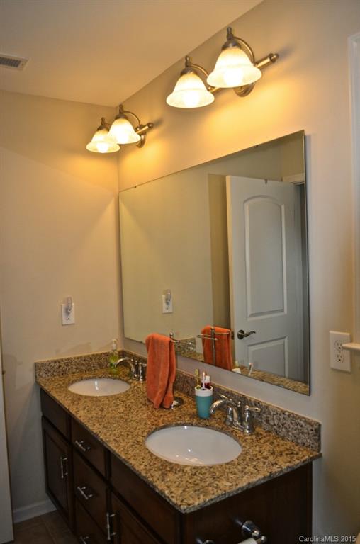 Fairington Oaks - Residential